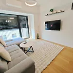 Tusarova Comfort Apartment, City Center, Parking!