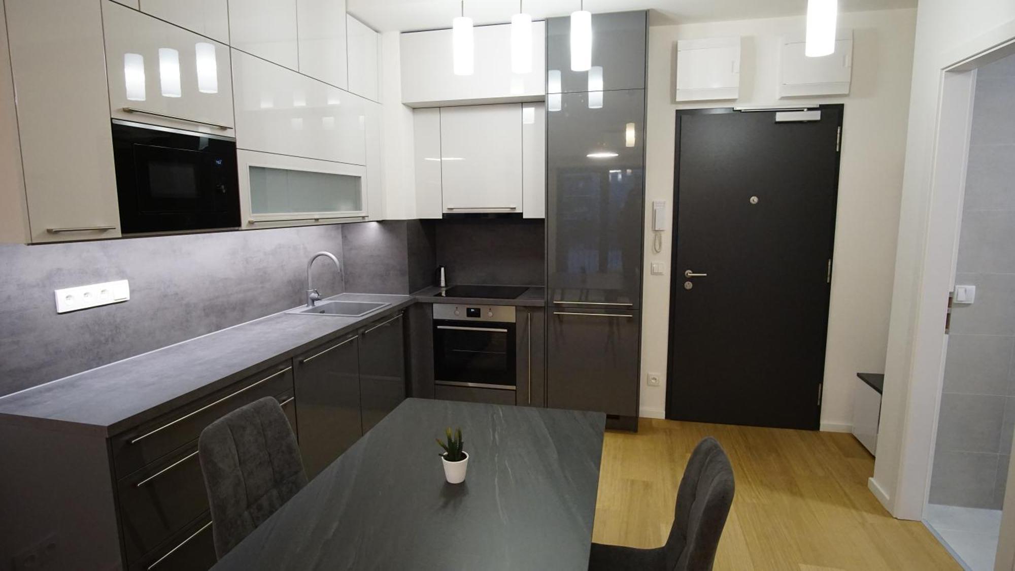 Tusarova Comfort Apartment, Center, Parking! Appartamento *