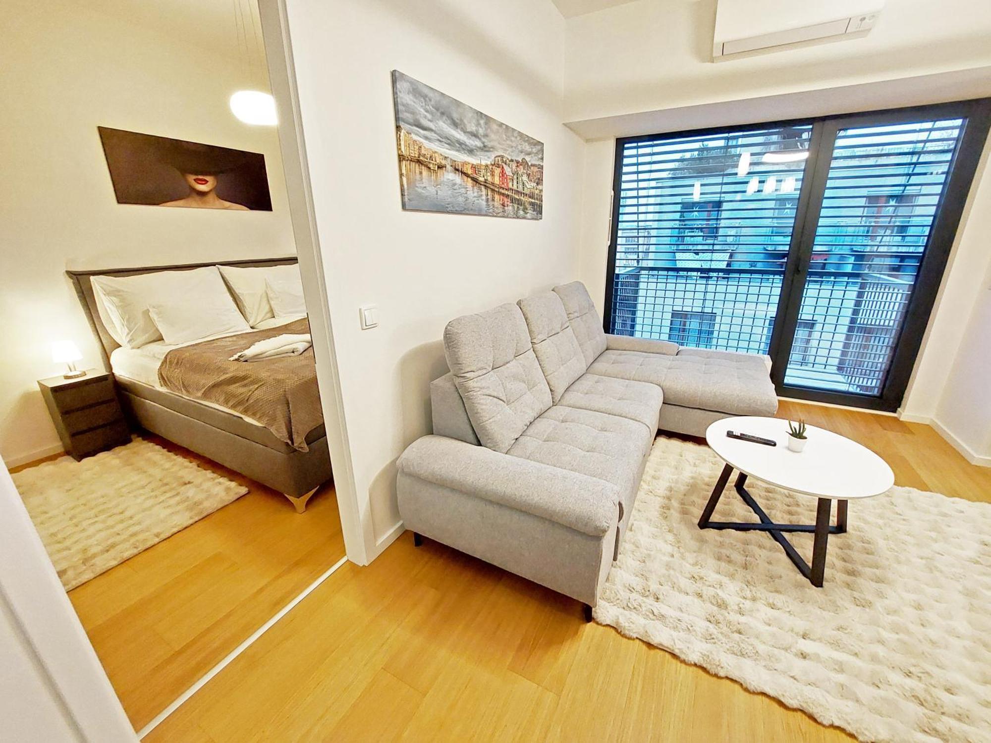 Appartamento Tusarova Comfort Apartment, Center, Parking!